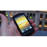 1_2_sony-ericsson-live-with-walkman-hands-on-2